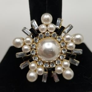 Vintage Faux Pearl Rhinestones "snowflake" brooch